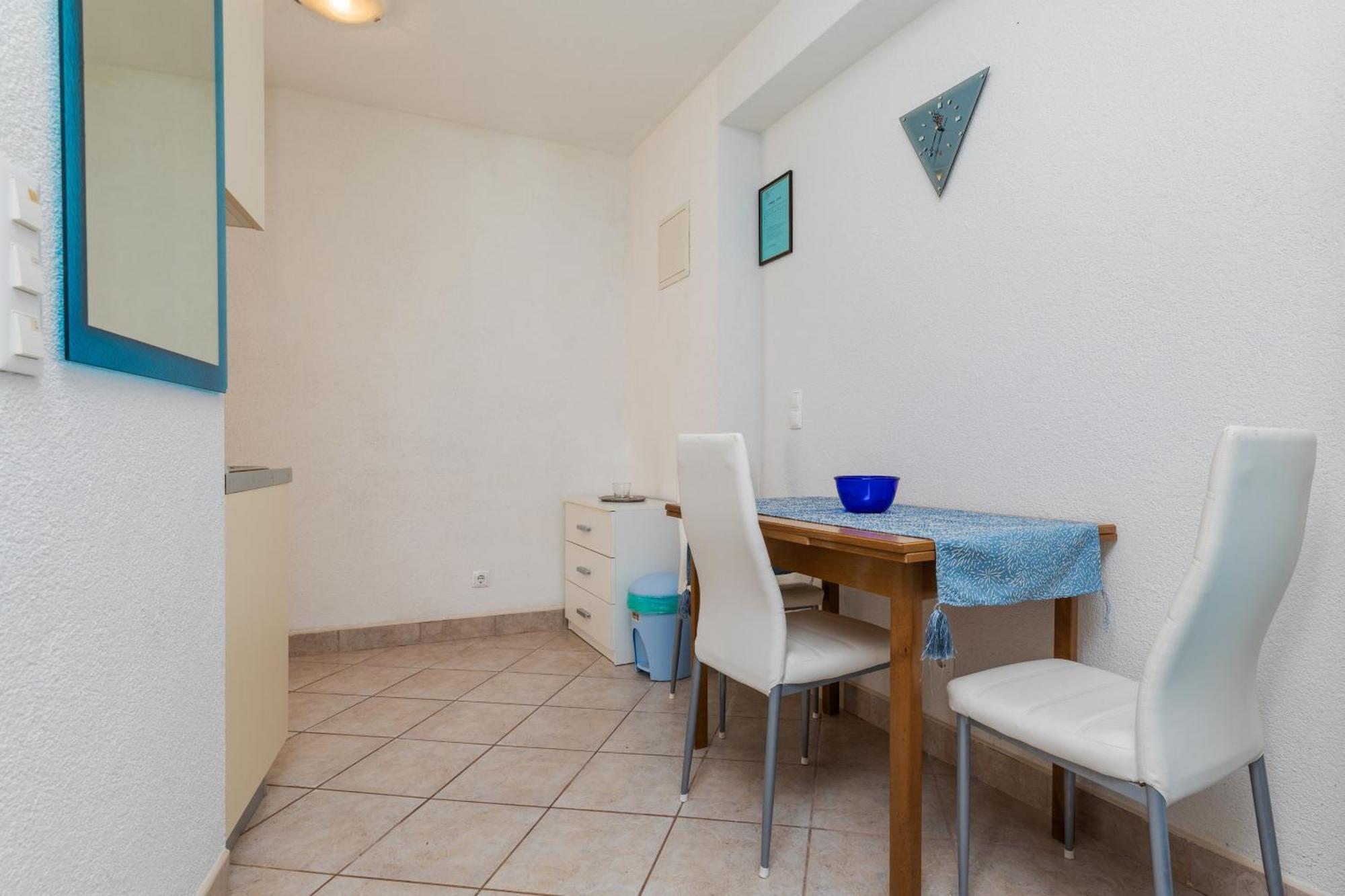 Apartments By The Sea Drasnice, Makarska - 6697 Экстерьер фото